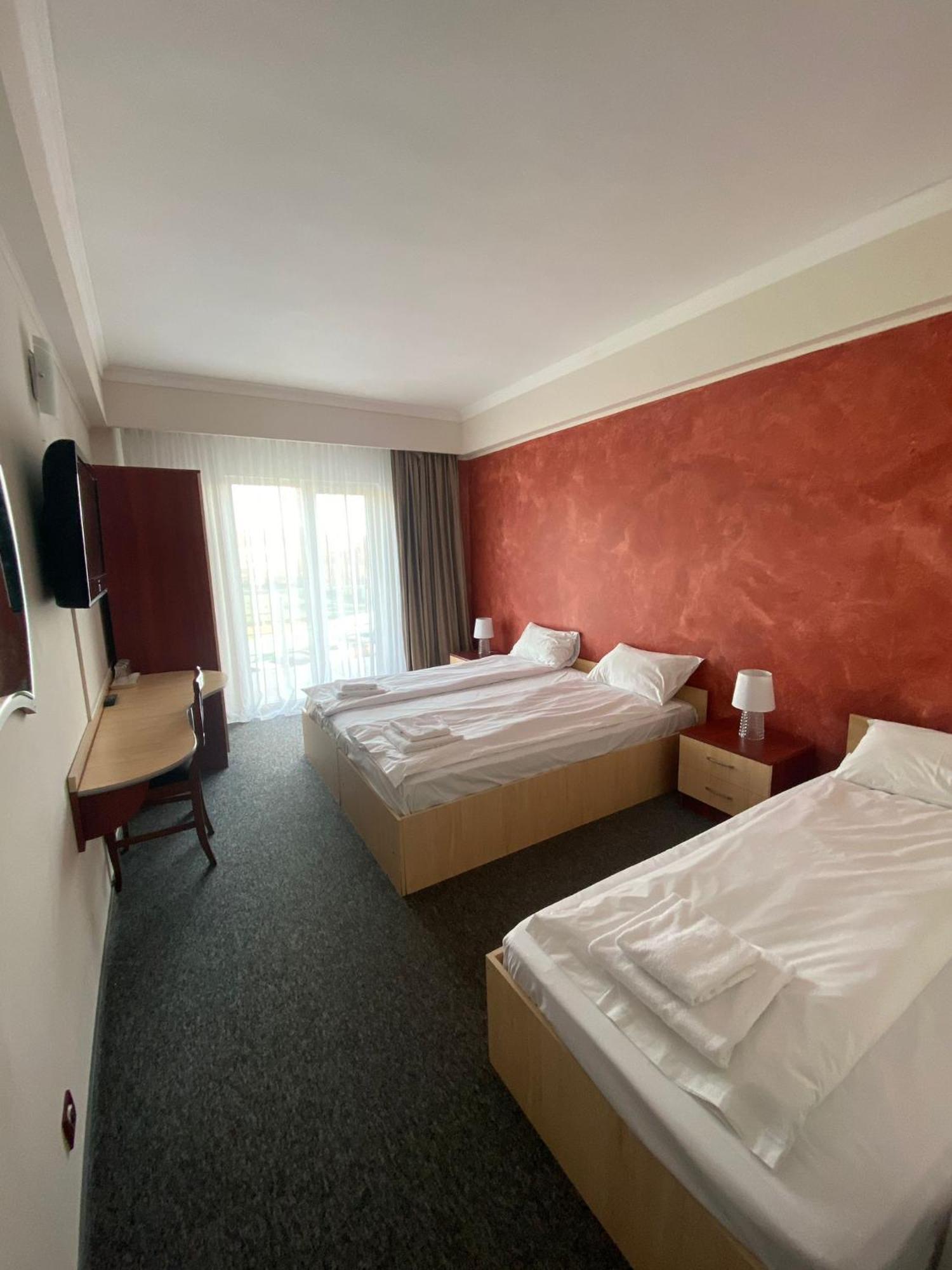 Hotel Stadion Oradea Exteriér fotografie